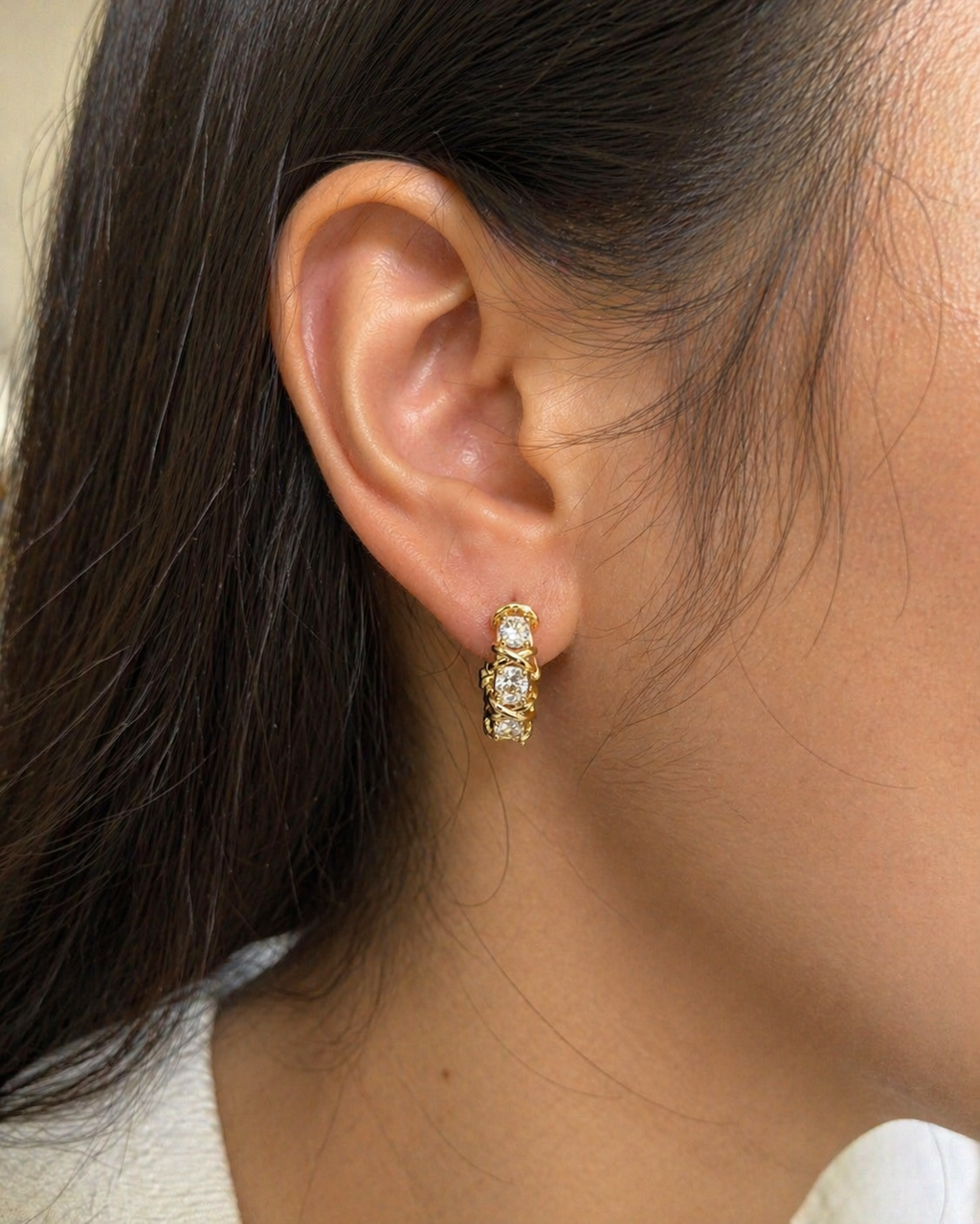 Sparkling Rhinestones Zirconia Huggies