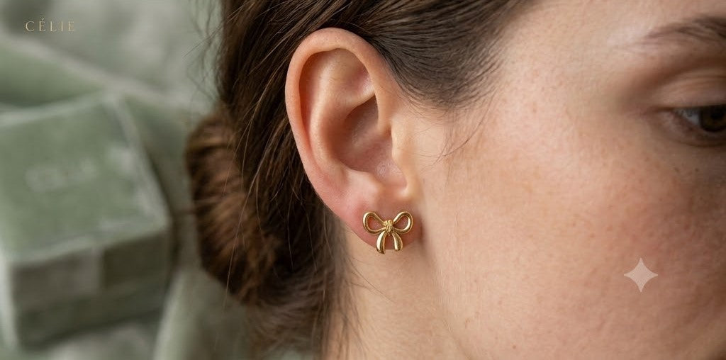 Mini Bow Golden Studs