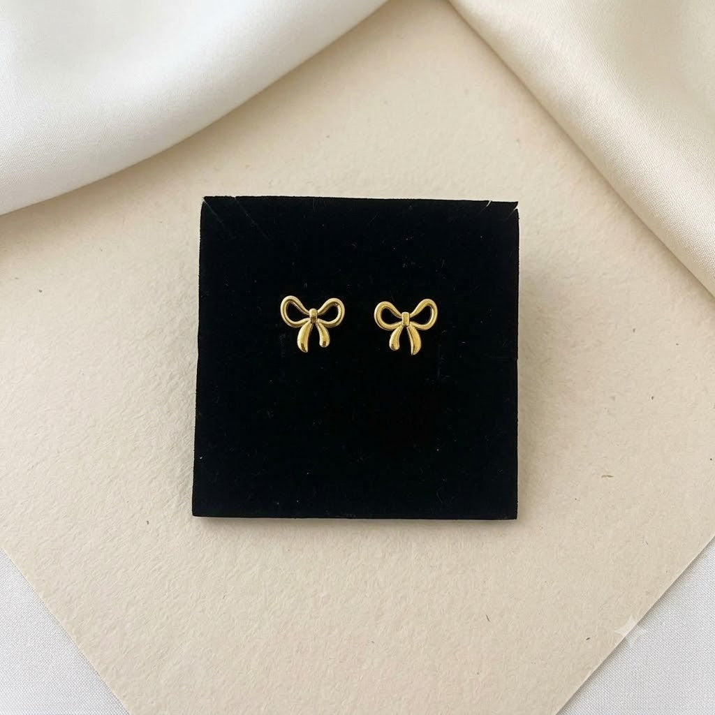 Mini Bow Golden Studs